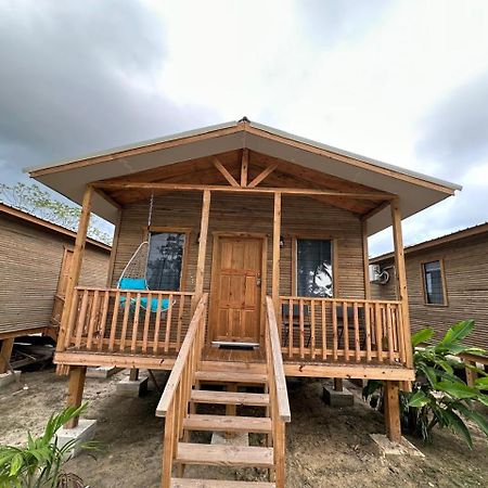 Tuquil-Ha Bed & Breakfast Ladyville Ngoại thất bức ảnh