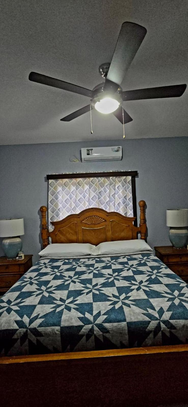 Tuquil-Ha Bed & Breakfast Ladyville Ngoại thất bức ảnh